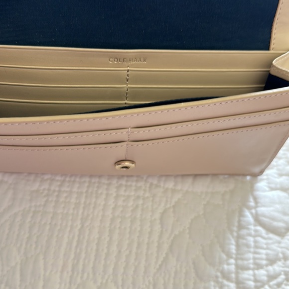 Wallet - Picture 2 of 2